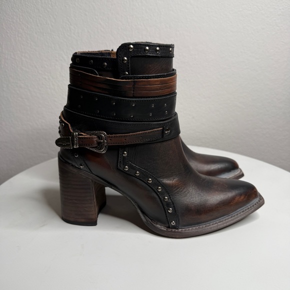 Freebird by Steven Julius Brown Leather Studded Buckle Ankle Boots Size 9 - Picture 4 of 8